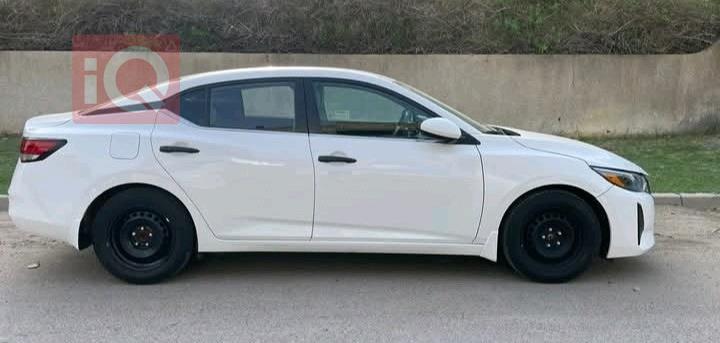 نیسان سێنترا